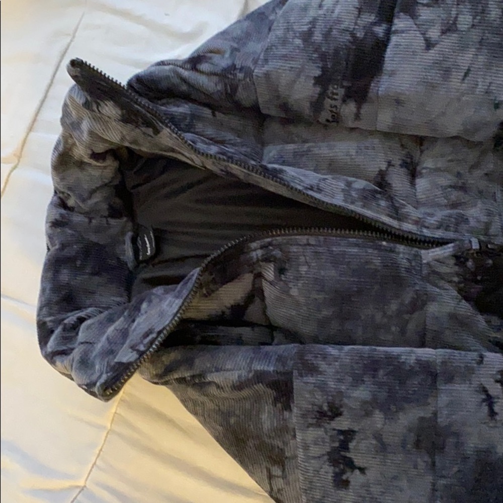 Jacket - Picture 2 of 3